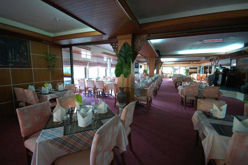 Lopburi Inn Hotel Екстер'єр фото