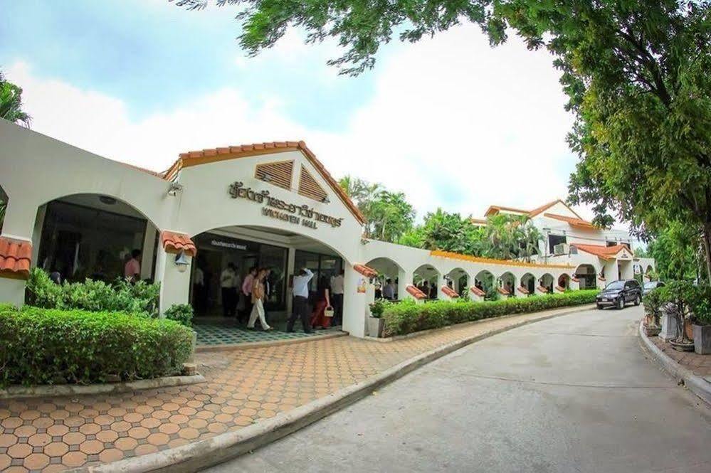 Lopburi Inn Hotel Екстер'єр фото